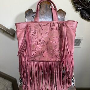 NWT FRYE VIVIAN LEATHER TOTE IN BRICK
